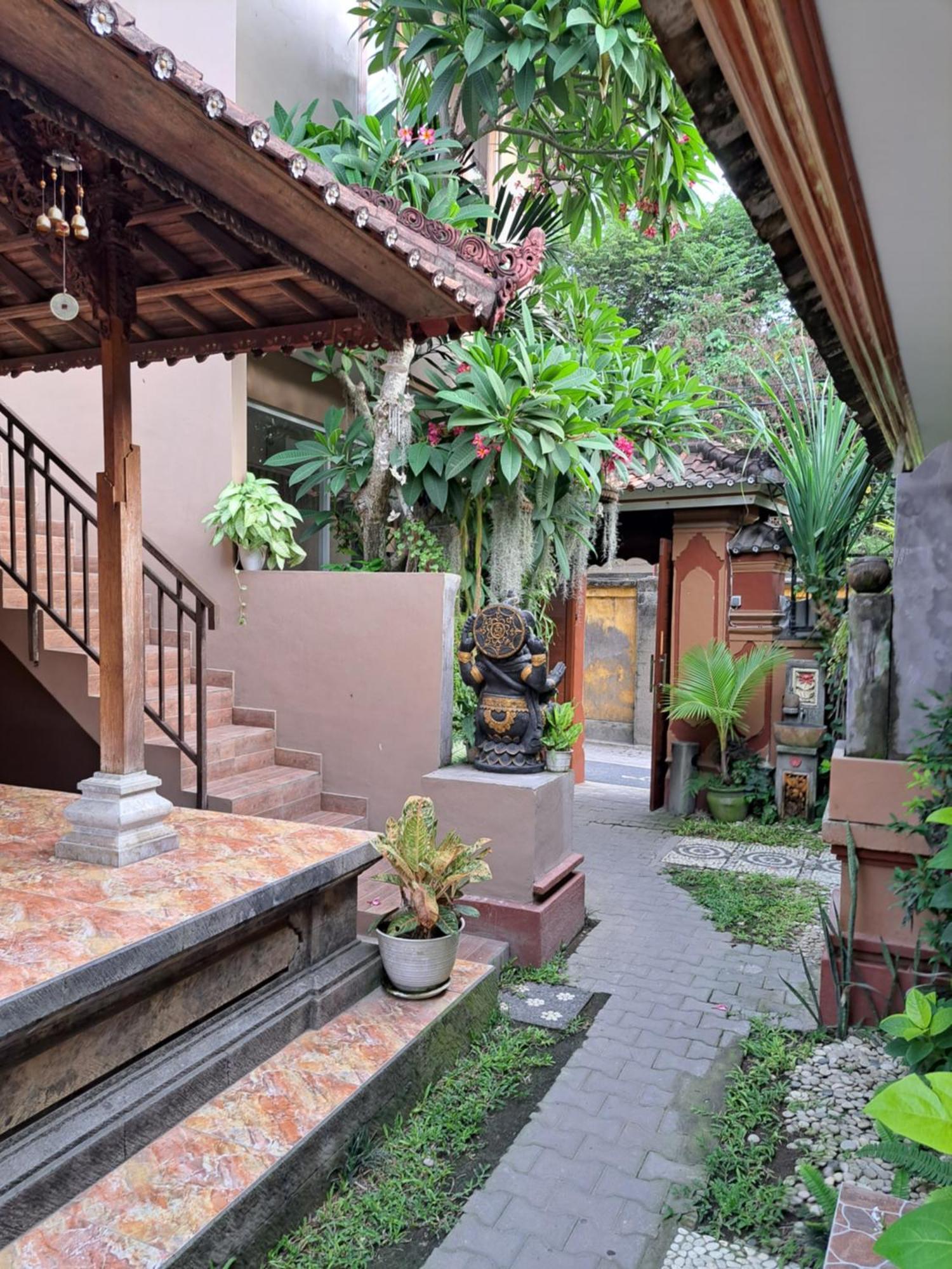 Ascarya Guest House サヌール エクステリア 写真