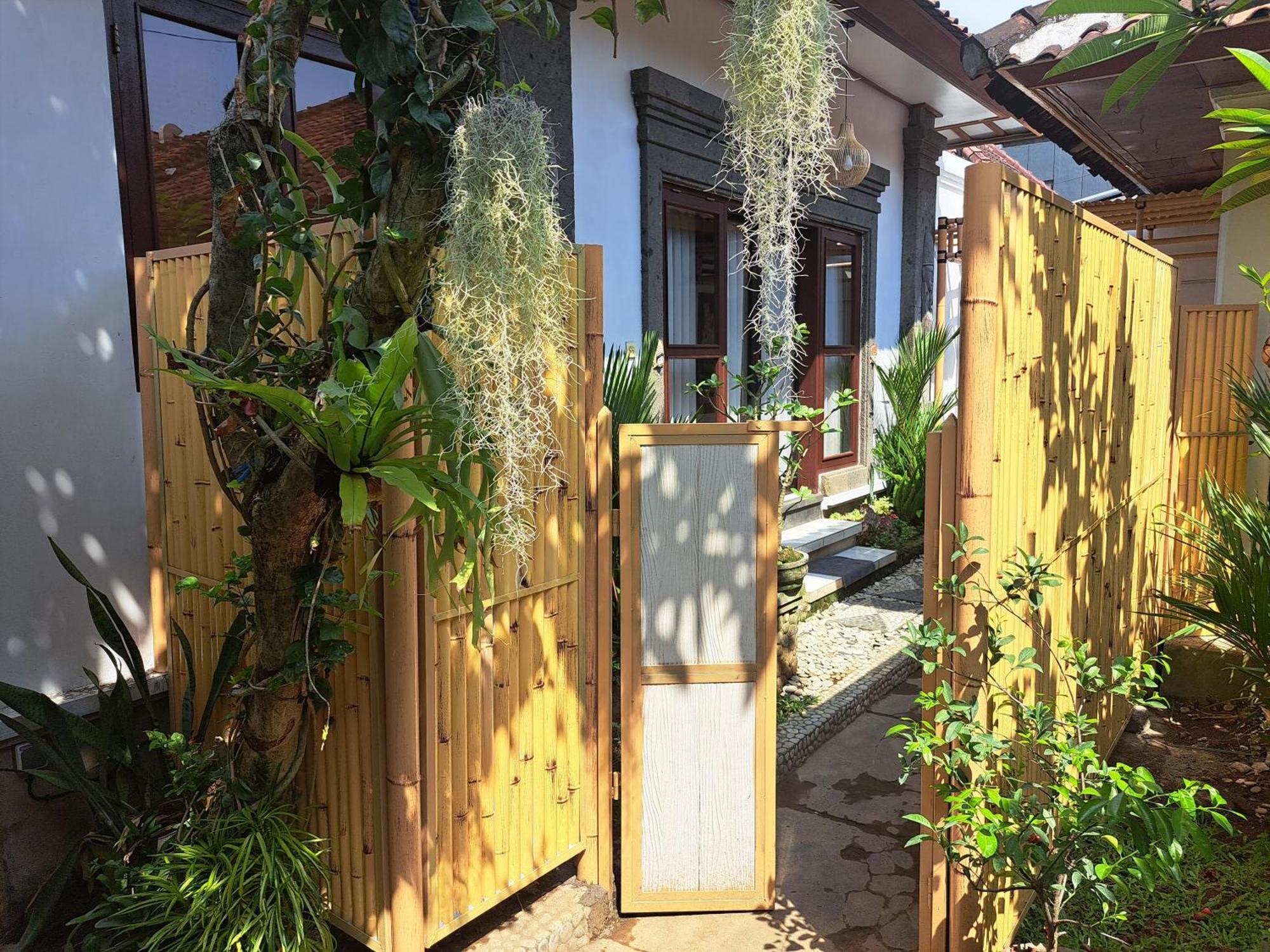 Ascarya Guest House サヌール エクステリア 写真