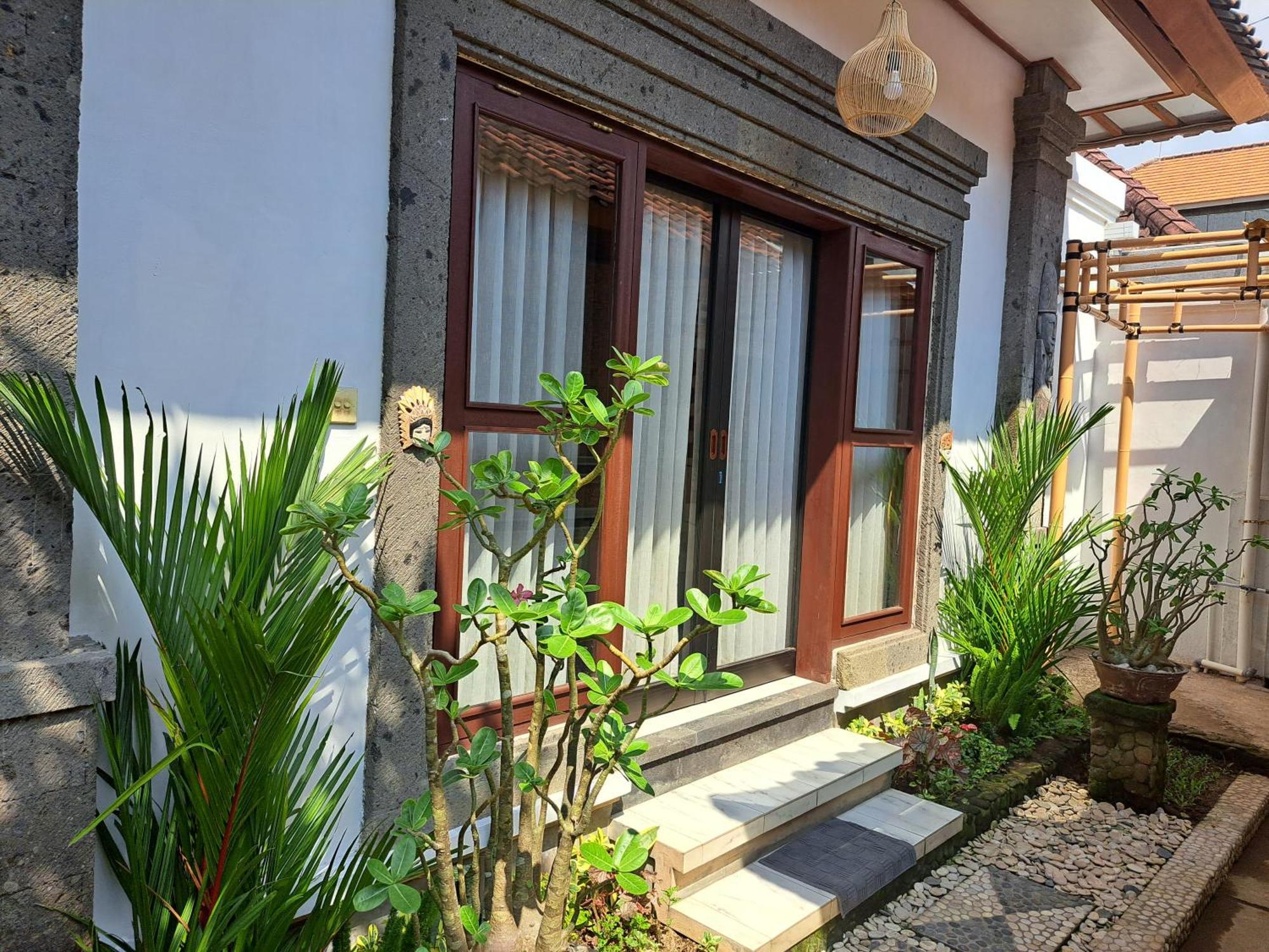 Ascarya Guest House サヌール エクステリア 写真