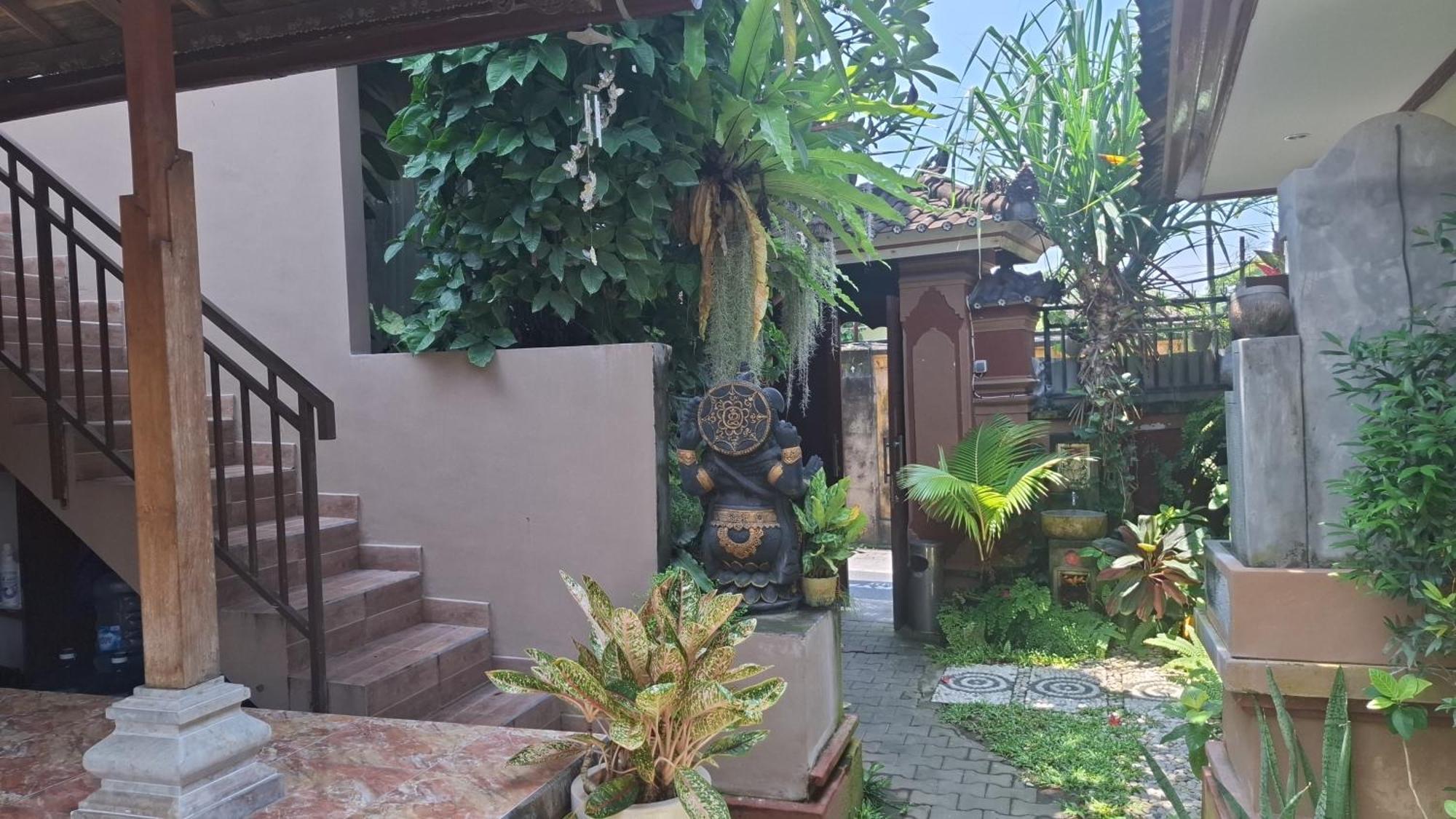 Ascarya Guest House サヌール エクステリア 写真